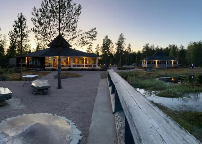 Hunurijaervi Resort***** *